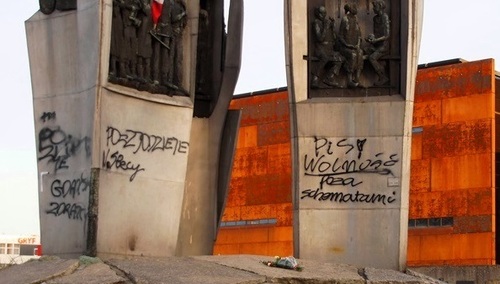 Krysztopa: Profanacja Pomnika Poległych Stoczniowców to konsekwencja histerii tzw. "obrońców demokracji"