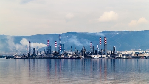 Zbigniew Kuźmiuk: Z tymi decyzjami Komisji, polski rząd powinien pójść do ETS