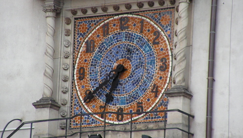 Historia w Aspektach Różnych: Niechciany powrót czasu letniego