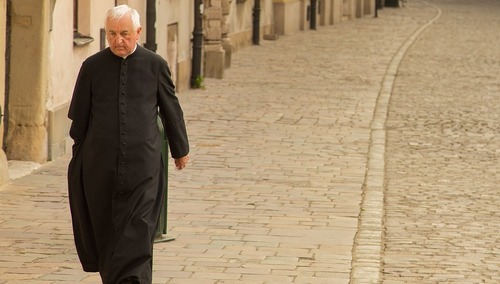 Jerzy Bukowski: "Na wizytatora z kurii"