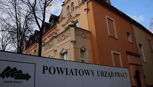 Co drugi Polak po 50. roku życia jest bezrobotny