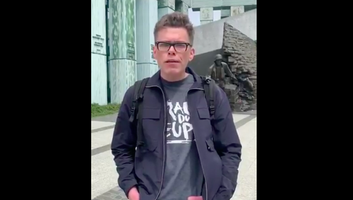 [WIDEO] Izba Dyscyplinarna SN utrzymała immunitet Tulei. A Tuleya z rękoma w kieszeniach swoje...