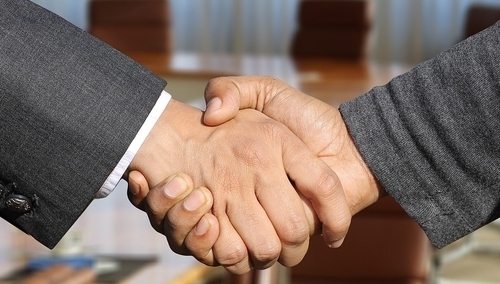 Jerzy Bukowski: Łączyć czy dzielić