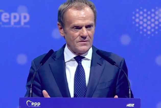 Przedstawiciel KE wezwany do MSZ. Głos zabrał Donald Tusk