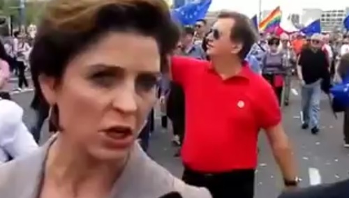 Joanna Mucha [PO] na #MarszWolności: "Przegłosowywanie większościowe to jest bolszewizm"