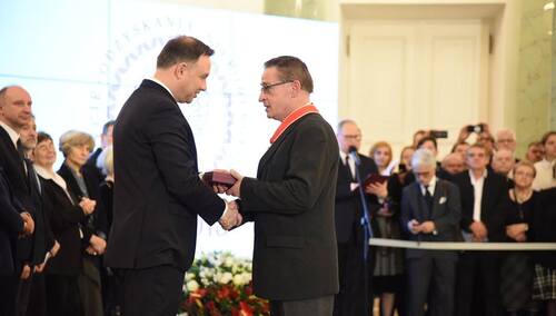 [Fotorelacja] Prezydent nadał Medale Stulecia Odzyskanej Niepodległości zasłużonym w służbie państwu