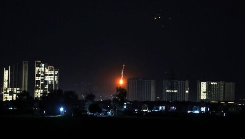 atak rakietowy zdj. ilustr.