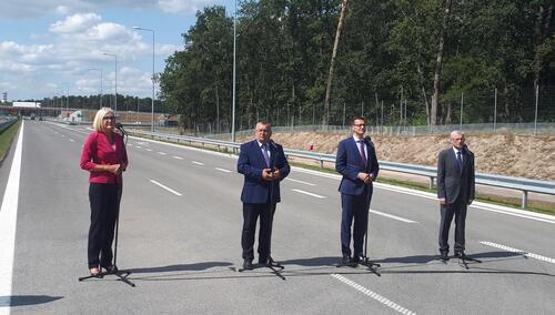 Na tę drogę czekali kierowcy ze wschodniej Polski. Premier otworzył...