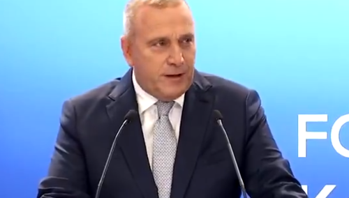 Co w programie Schetyny? Dekarbonizacja, związki partnerskie i handel w niedziele