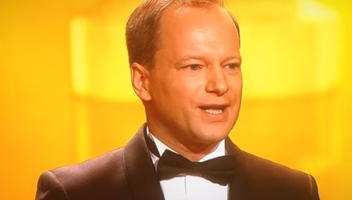 "Kaczyńscy byli wtedy nieistotnymi, awanturującymi się politykami", czyli... Życzenia urodzinowe Stuhra