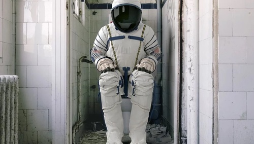 Nowa idea partii Razem. Chyba na poważnie: "Nikt nie powinien płacić za papier toaletowy"