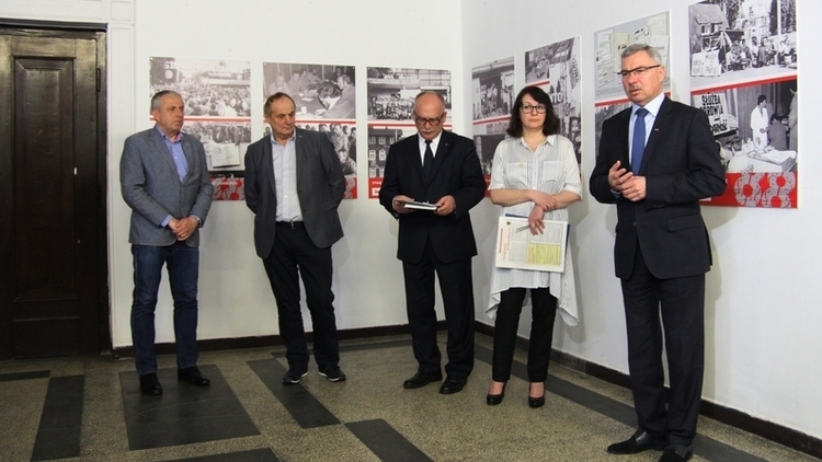 Otwarcie wystawy poświęconej strajkom z 1988 roku. "Ludzie przeżywali traumę. Wszystko było odgrodzone"