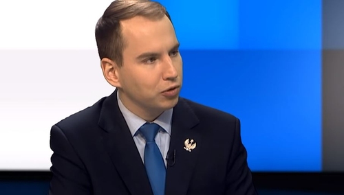 Andruszkiewicz broni R. Proksę: "Za wywalczenie 15% podwyżki dla nauczycieli jest opluwany i linczowany"