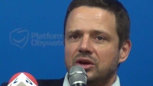 “18 dzielnic – jedna Warszawa” odpowiedzią Trzaskowskiego na akcję Jakiego "100imy pod blokiem"