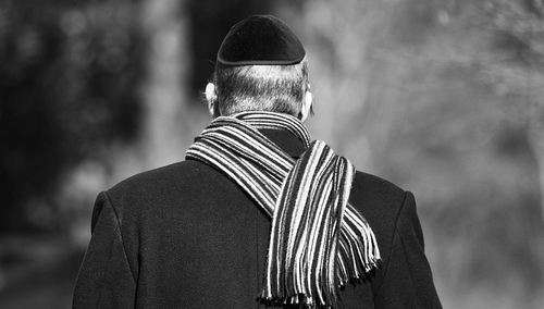 DW: "Nienawiść do Żydów w Niemczech nigdy nie zaniknęła"