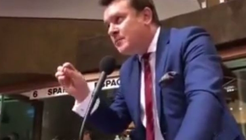 [video] Dominik Tarczyński pyta Sekretarza Generalnego Rady Europy o logikę i proporcje w działaniach RE