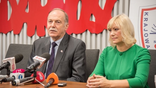 Związkowe wotum nieufności dla minister Anny Zalewskiej