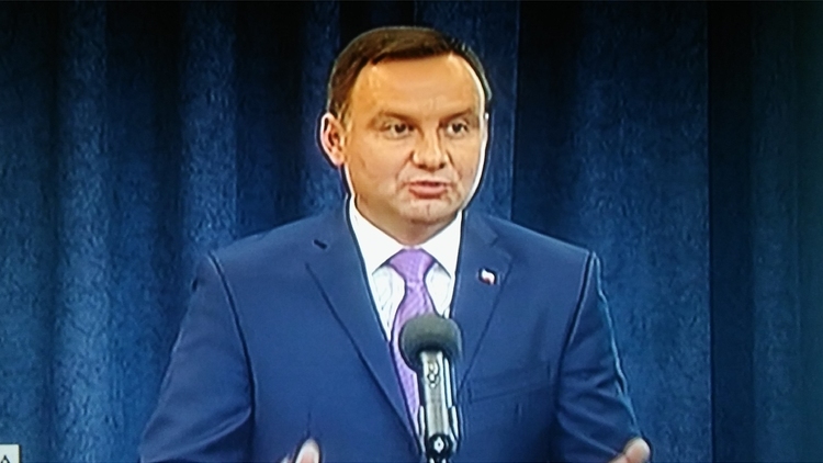 Prezydent Duda: Jestem zdziwiony tym, że Rosja nie chce oddać wraku. O ile nie ma nic do ukrycia