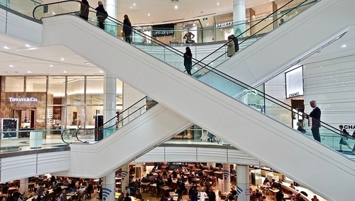 Koniec z udawaniem przez sklepy placówek pocztowych