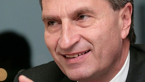 No proszę, proszę, komisarz Oettinger chwali Polskę: Polska jest krajem gospodarczego sukcesu