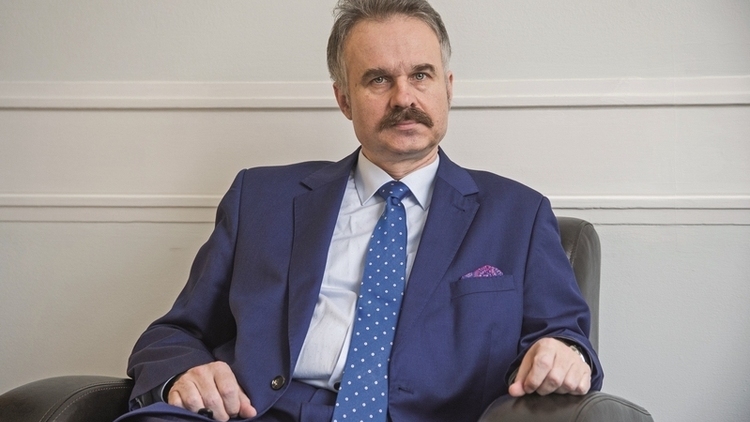Prof. Waldemar Paruch: Władze III RP zawsze miały z profesorami problem