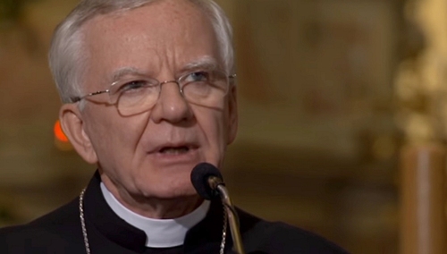Abp. Marek Jędraszewski trafił do... "Brunatnej Księgi" stowarzyszenia Nigdy Więcej