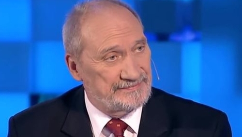 [video]: Antoni Macierewicz: od dawna były hipotezy, że D. Tusk rozpiął parasol ochronny nad Amber Gold