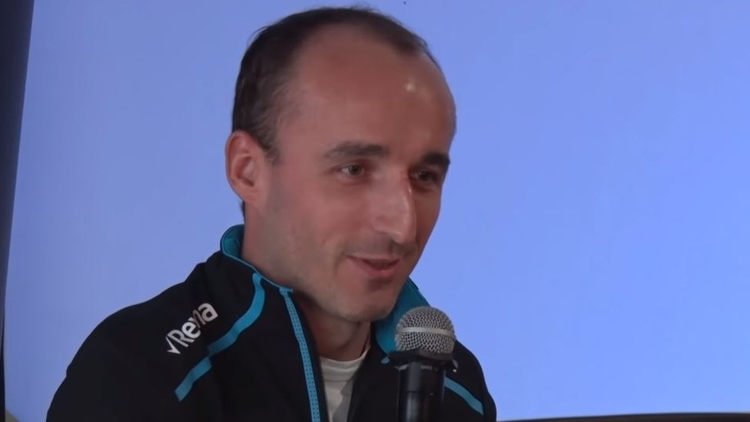 Robert Kubica wystartuje w serii DTM z zespołem Orlenu! Zobacz jakim samochodem będzie się ścigał Polak