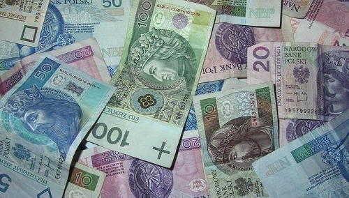 Czy wiesz, o ile zmniejszyła się maksymalna ubecka emerytura?