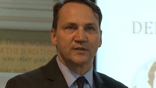 Sikorski informuje, że Brzeziński odmówił spotkania z Waszczykowskim. Pracownica MSZ dementuje