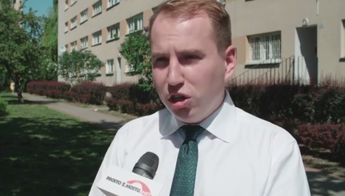 A. Andruszkiewicz: Polska nie potrzebuje polityków, którzy służą obcym interesom i donoszą na własny kraj