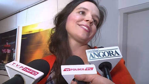 "Krzyczeliśmy z radości!". Polacy drżą przed skutkami epidemii, a Jachira zachwycona głosowaniem w Sejmie