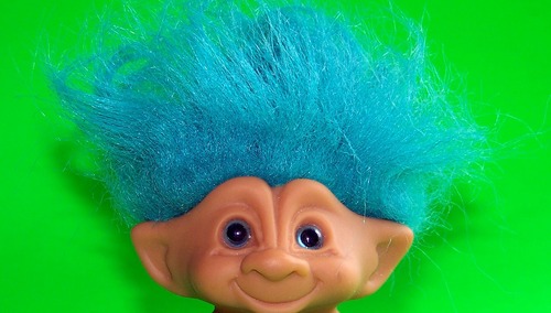 [Felieton "TS"] Paweł Janowski: Farma misiów i trolli