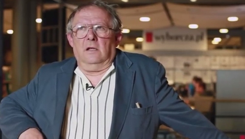 Michnik nawet nad grobem śp. Wajdy uprawia politykę