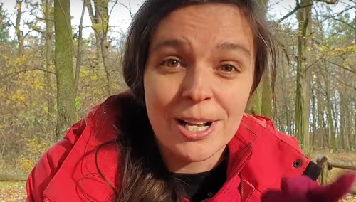 [video] Jachira pochwala brutalny atak policji na MN we Wrocławiu. "Krzyczą raz sierpem, raz młotem..."