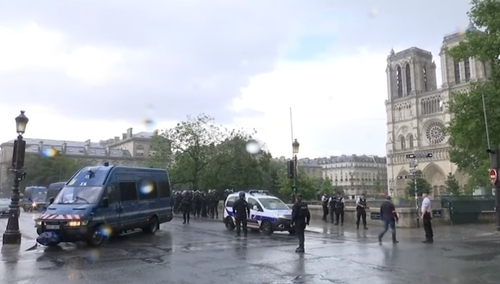 Francja walczy z molestowaniem. Zakaz nachalnych podrywów