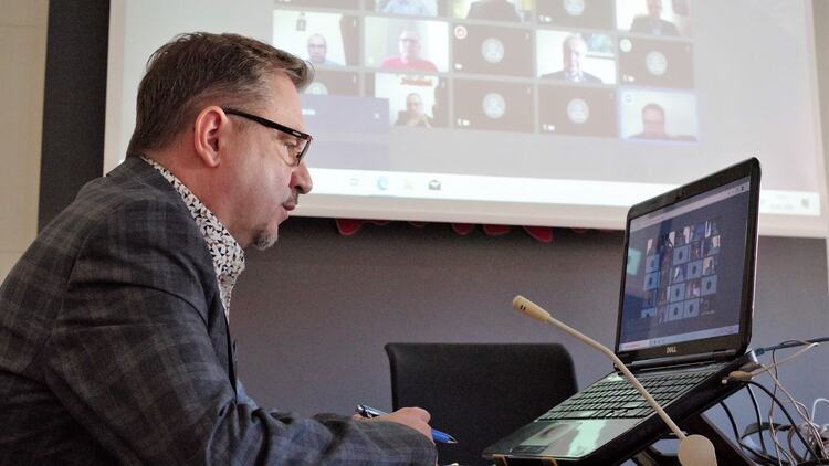 Przewodniczący "Solidanrości" Piotr Duda podczas videokonferencji z szefami Zarządów Regionów Związku