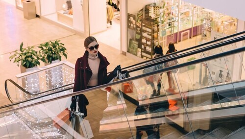 W 2017 roku upadło 12 tys. małych sklepów. W 2018 – 11 tys.!