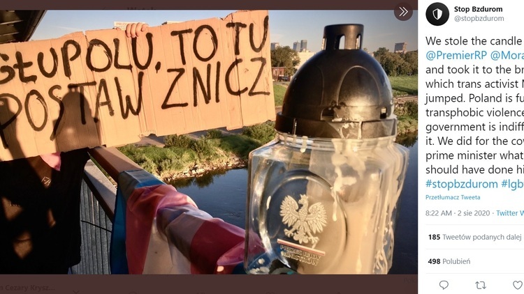 "Głupolu, to tu postaw znicz". Aktywiści LGBT ukradli znicz premiera z figury Chrystusa "Sursum Corda"