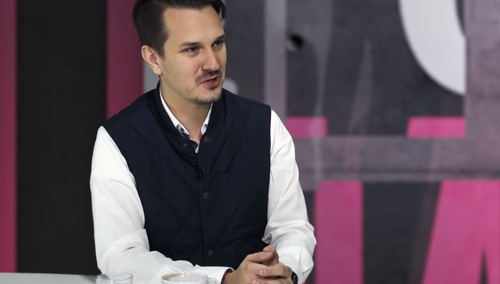 HIT! "To chyba dobry moment...". Fotograf PAD publikuje nieznane zdjęcie A. Dudy i R. Trzaskowskiego