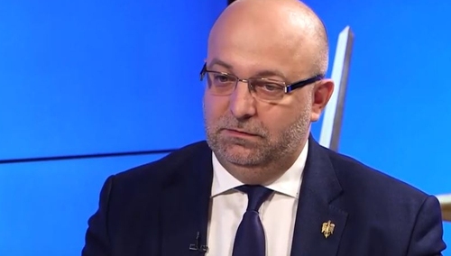 Wiceminister sprawiedliwości Łukasz Piebiak podaje się do dymisji i... zapowiada pozew przeciw Onetowi