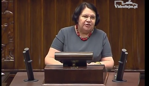 Anna Sobecka (PiS) zawiadamia prokuraturę ws. podpalenia kukły o. Rydzyka