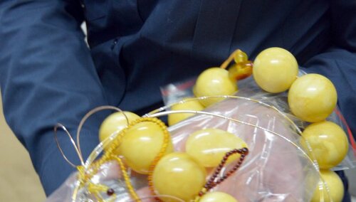 Handlowali bursztynem i biżuterią nie odprowadzając VAT