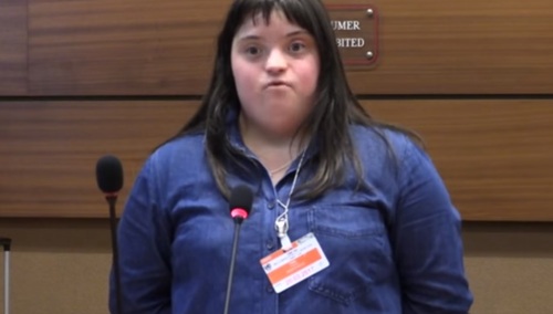 [video] Charlotte Fien z Zesp. Downa apeluje o powstrzymanie aborcji eugenicznych: Nie jesteśmy potworami