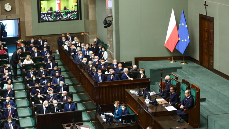 Nieoficjalnie: Kolejny poseł zakażony koronawirusem