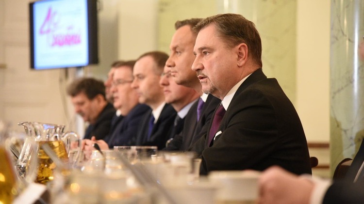 P. Duda: Chętnie bym porozmawiał z p. Jourovą, jak międzynarodowe korporacje łamią praworządność w Polsce