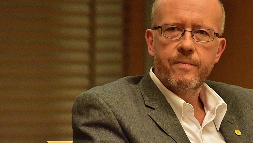 Grabowski w Haaretz do Niemców, że skupiając się na niemieckich sprawcach odwracają uwagę od Polaków...