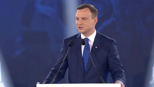 Newsweek: "Andrzej Duda w Białym Domu. Czym jest wizyta czwartej kategorii?"