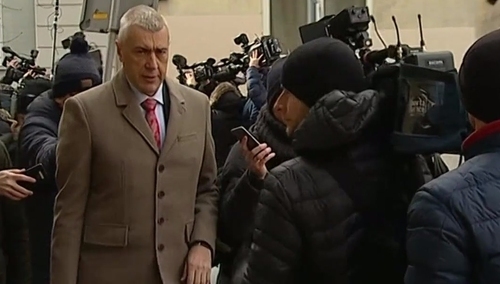 Prokuratura: Mecenas Giertych ingerował w treść zeznań austriackiego biznesmena Geralda Birgfellnera