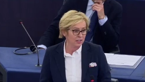 Debata o prawach kobiet w PE. Poseł Jadwiga Wiśniewska miażdży: "Prawdy nie zakrzyczycie"